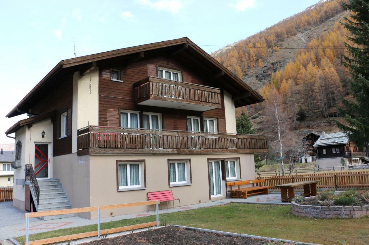 Haus Amara Apartment Saas-Grund Exterior photo